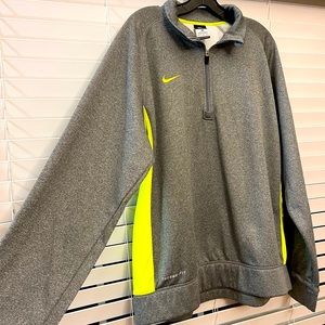 Men’s Nike Sweatshirt